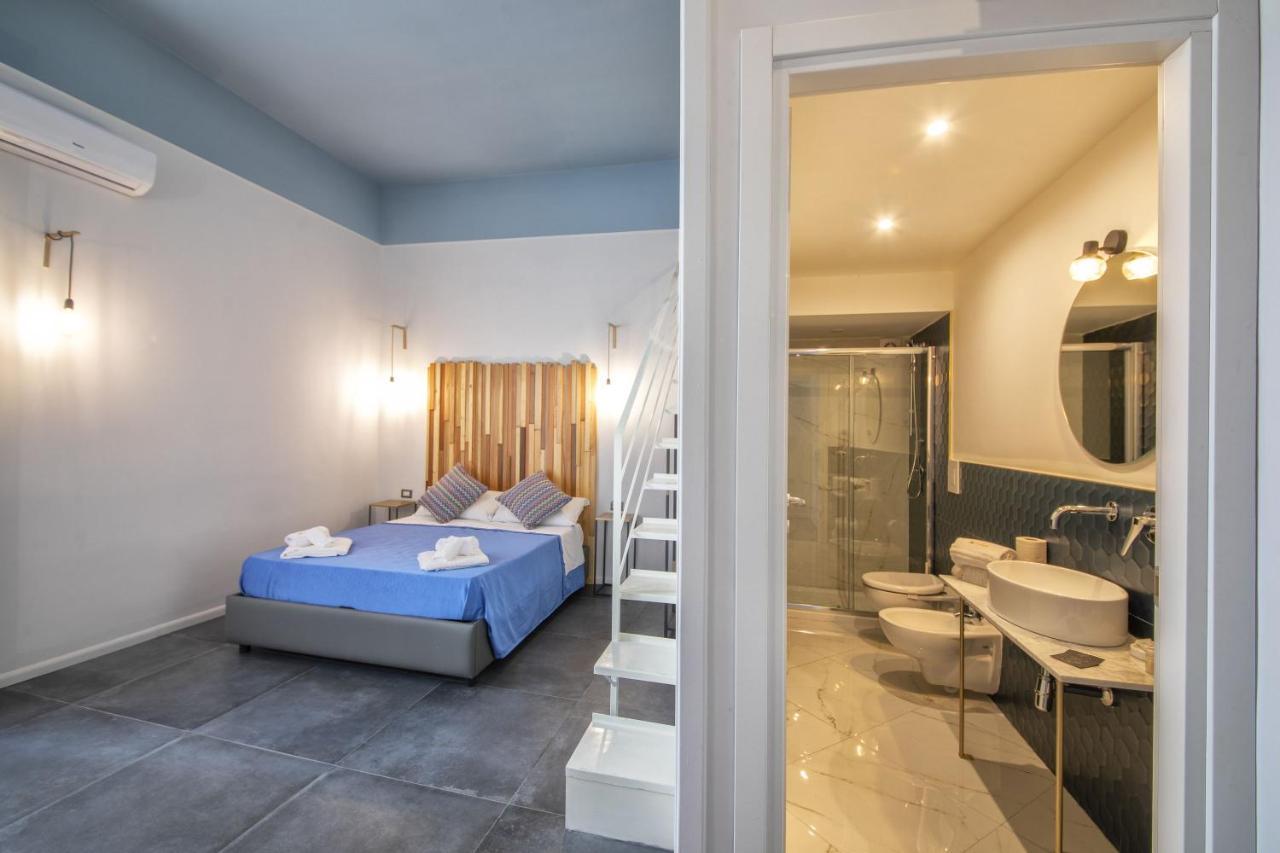 Be Italian Flat Duomo 319 Bed and Breakfast Napoli Eksteriør billede