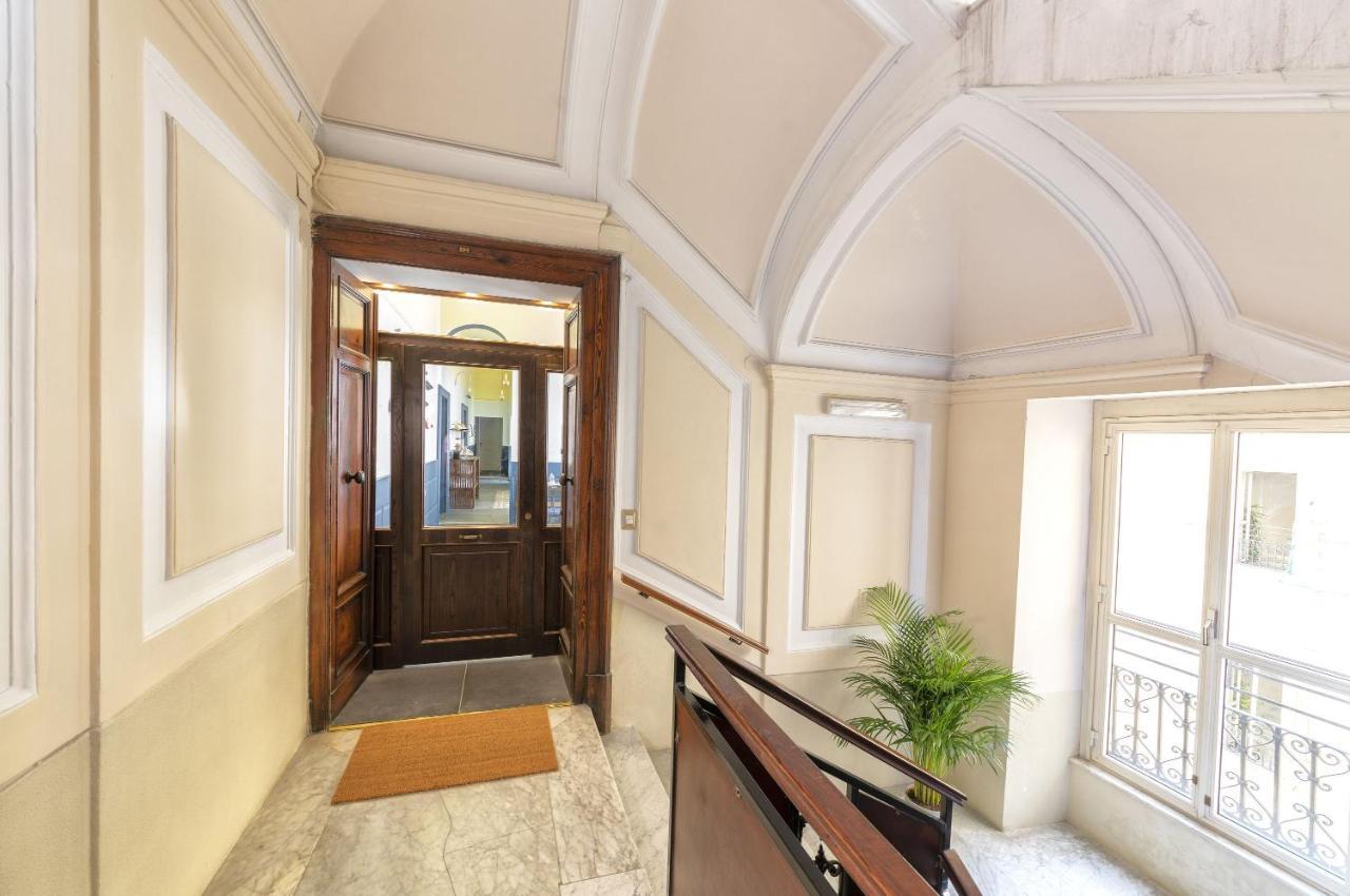 Be Italian Flat Duomo 319 Bed and Breakfast Napoli Eksteriør billede