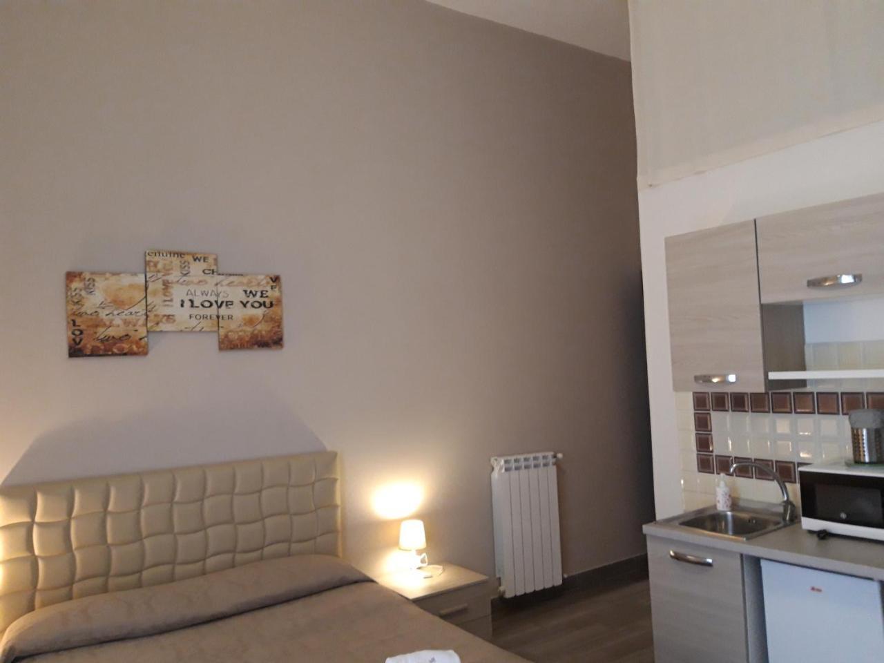 Be Italian Flat Duomo 319 Bed and Breakfast Napoli Eksteriør billede